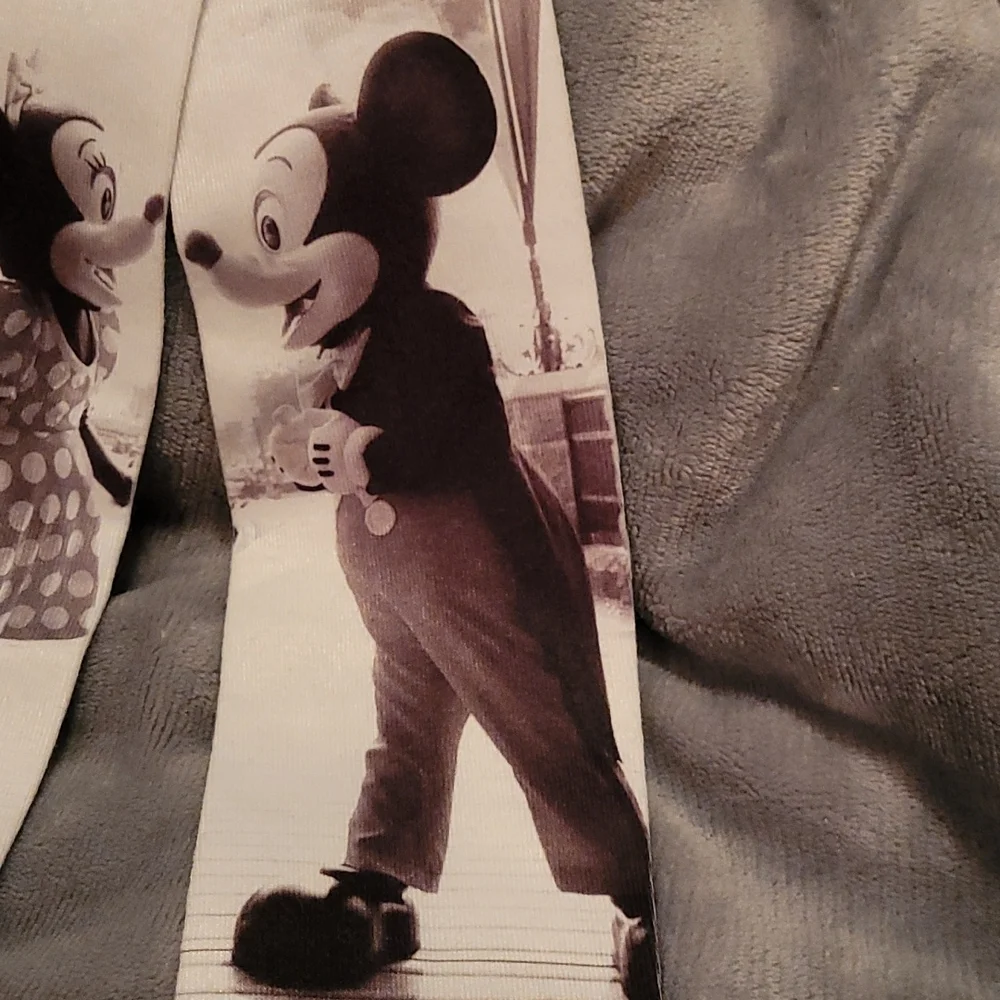DISNEY Mickey & Minnie socks NEW